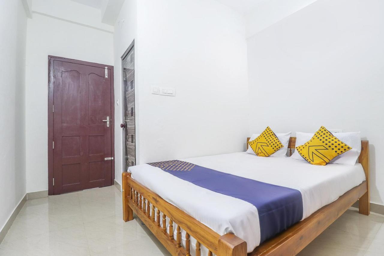 Spot On Rohini Inn Kadampuzha Kottakkal Εξωτερικό φωτογραφία